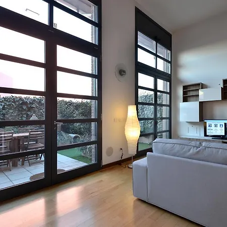 Heart Garden Loft Apartment Milan