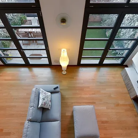 Heart Garden Loft Apartment *
